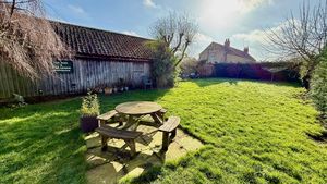 Photo 22- click for photo gallery